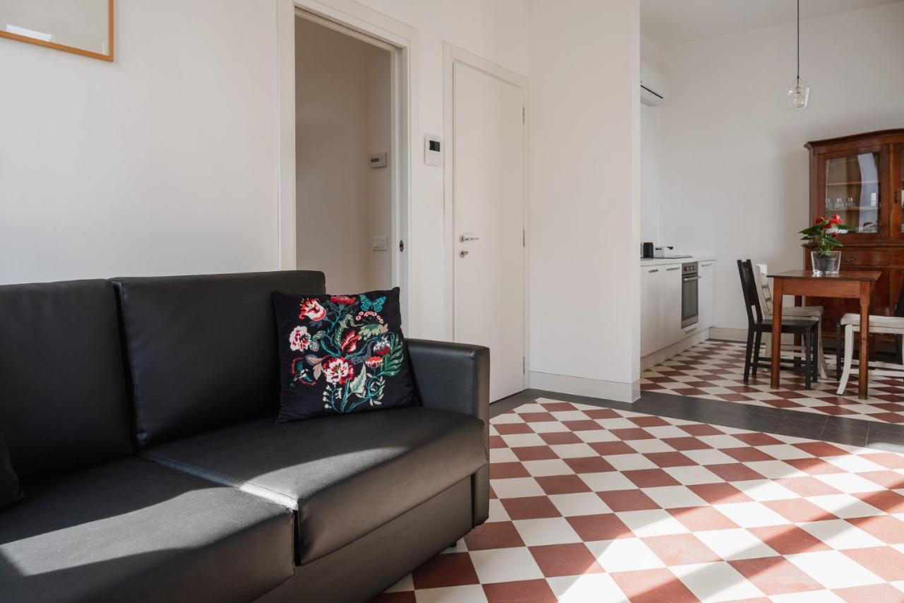 Hotel Select Suites & Spa - Apartments Риччоне Экстерьер фото