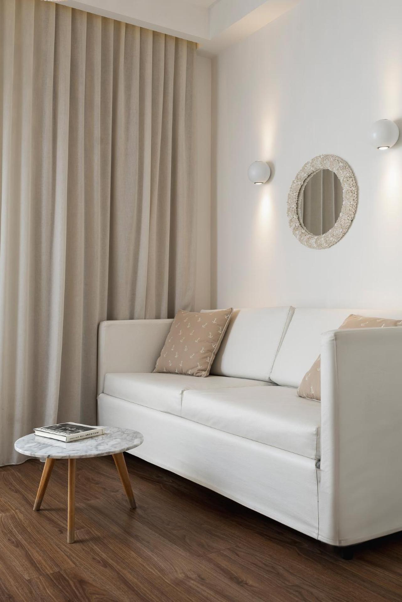 Hotel Select Suites & Spa - Apartments Риччоне Экстерьер фото